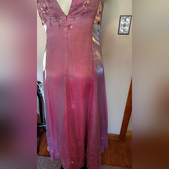🌸 Nadine Pink Embroidered Dress – Junior Size 22 | Excellent Condition - Picture 13 of 16